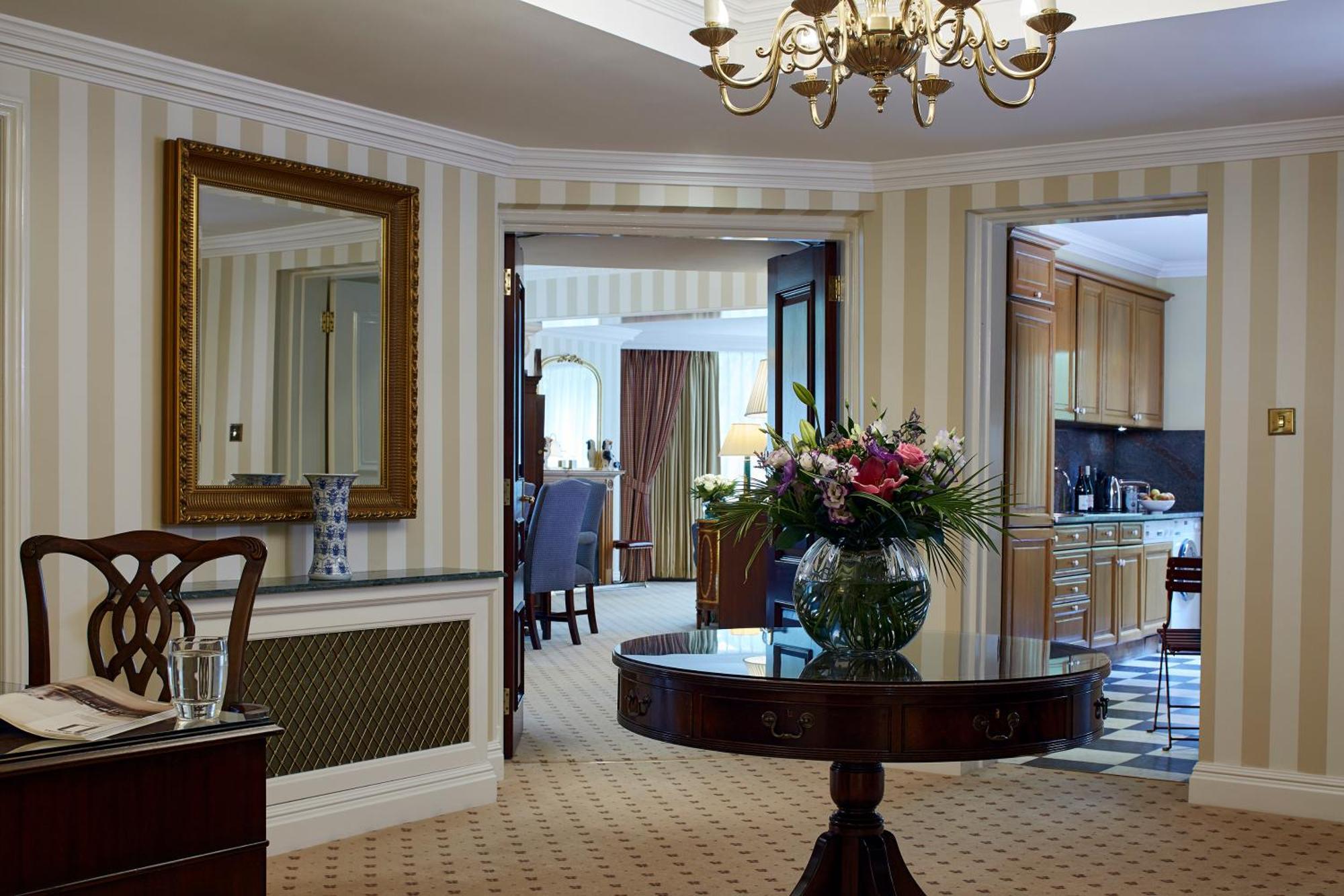 Cheval Thorney Court At Hyde Park Aparthotel Londres Exterior foto